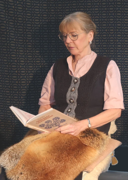 kleine-decke-aus-fuchsfellen