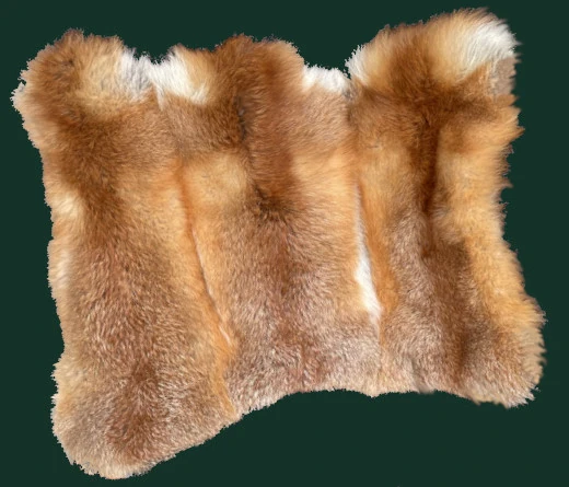 minidecke-aus-fuchspelzen